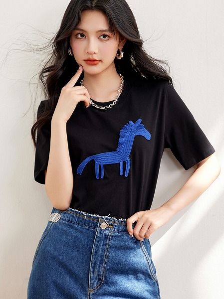 春夏新作レディースファッション　カジュアル　オシャレ　Ｔシャツ　人気　トップス｜ドレミファソラ・ねこ