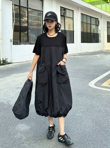 新作レディース流行り物 心地よい ゆったり 半袖Ｔシャツ風衣装