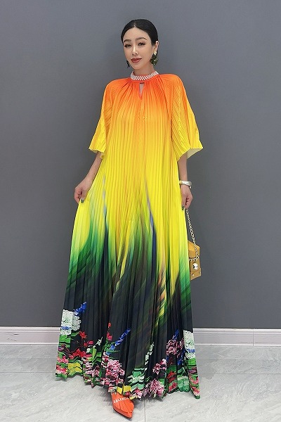 レディースファッション　オシャレ　プリーツ　ゆったり　人気商品　ロングワンピース