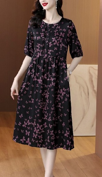 夏レディース流行り物 心地よい ゆったり 着やせ 今めかしい 衣装