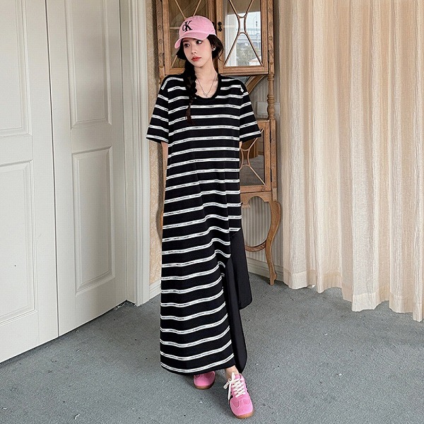 半袖ゆったりロングワンピース　レーディスファション商品　カジュアルワンピース｜ドレミファソラ・ねこ