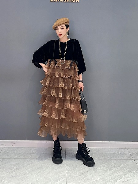 ゆったりサイズワンピース　レーディスファション洋服　カジュアルワンピース