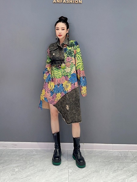 デニムワンピース　アンバランスワンピース　レーディスファション洋服　人気商品