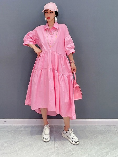 シャツ風ワンピース　レーディスファション洋服　ゆったりサイズワンピース｜ドレミファソラ・ねこ
