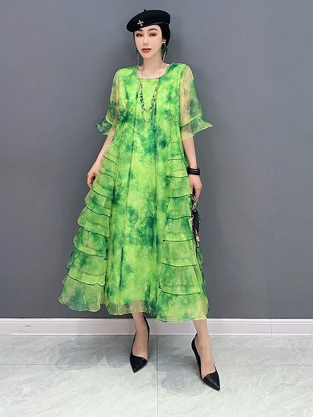 シフォン染めワンピース レーディスファション洋服 おしゃれなワンピース