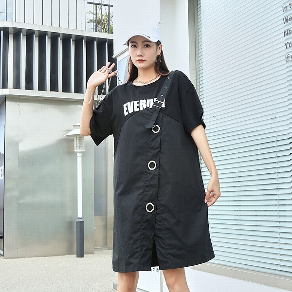 夏の着やせファッションワンピース　カジュアルワンピース　レーディスファションワンピース