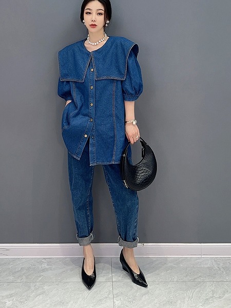 ジーンズ厚地の外套 心地よいプルオーバー レーディスファション商いもの 一般受けトップス