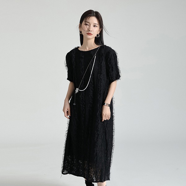 半袖レースのクルーネックワンピース　レーディスファション商品　ファションワンピース