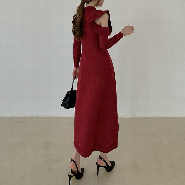レディースファション服 衣装 艶っぽい 今めかしい衣装 一般受け商いもの