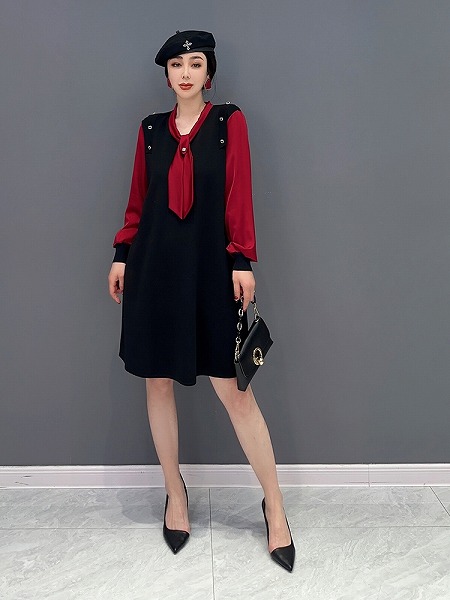 ファッションワンピース　レディースファション服　カジュアルワンピース