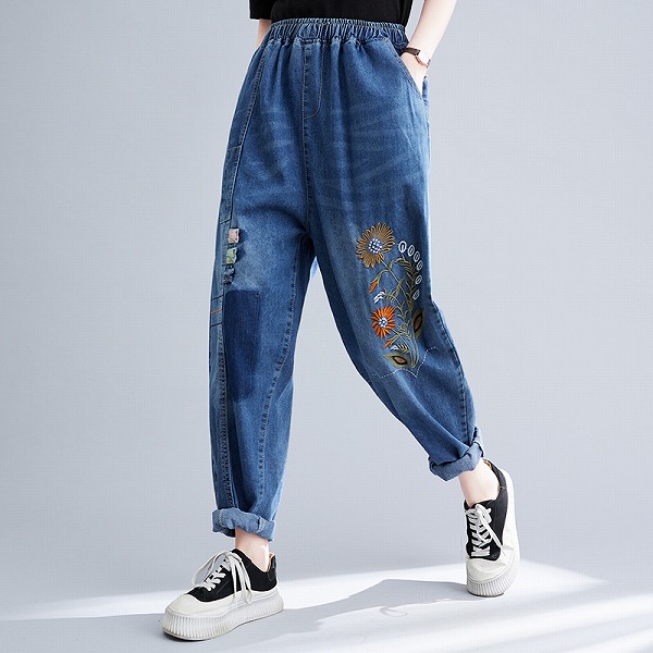 ゆったりとしたハイウエスト　デニムパンツ　レーディスファション商品