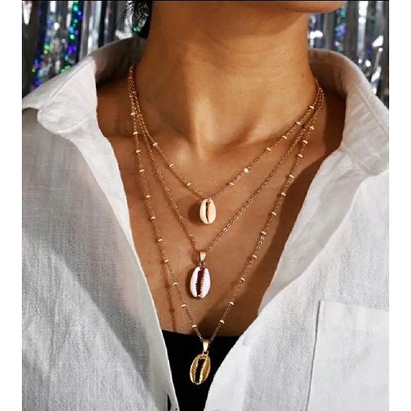 3連シェルネックレス 貝 4,813円