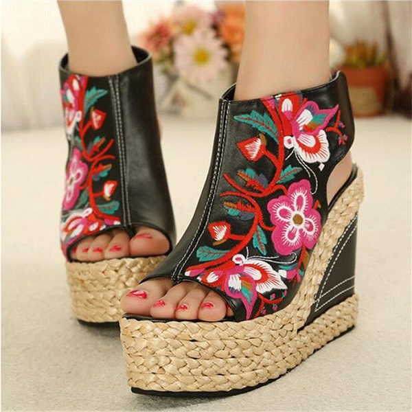 シンプルで使い勝手抜群なミュール?