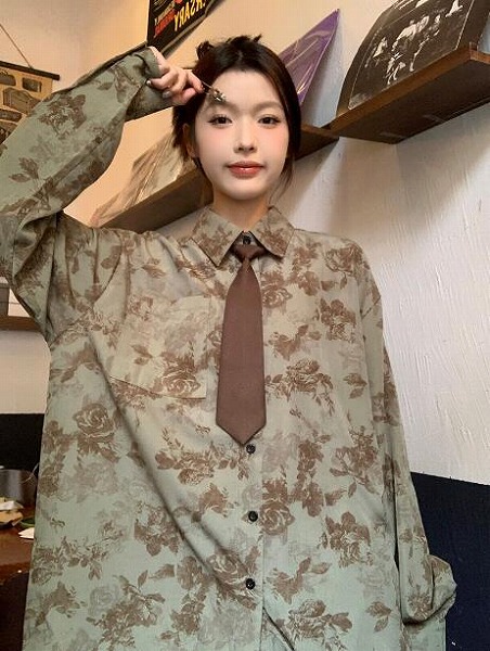 長袖ビッグシルエット
