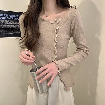 ラブリータートルネックレイヤードトップス