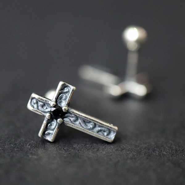 100%S925シルバー ピアス SY-CROSS ネジ式 高品質シルバーアクセサリー