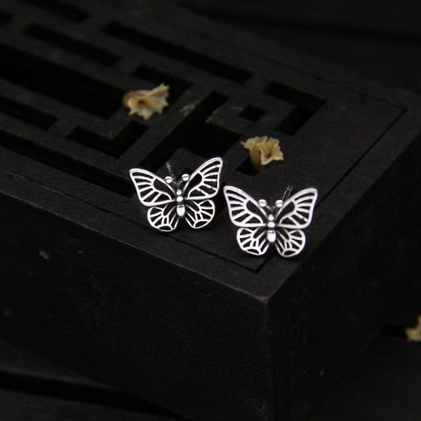 100%S925シルバー ハンドメイド ビンテージ風ピアス 個性的アクセサリー FY-E003