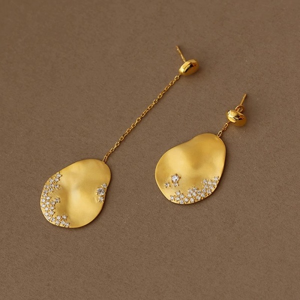 100％S925シルバー 　星空　ピアス　18K金メッキマット仕上げ　2色　高品質シルバアクセサリー