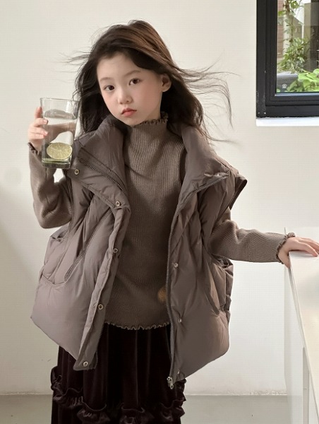 年秋冬新作 子供服　ベストコート 100cm～160cm 2色
