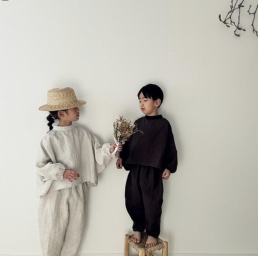秋新作 韓国風子供服 キッズ　Tシャツ+ロングパンツ　セットアップ　90-140CM2色