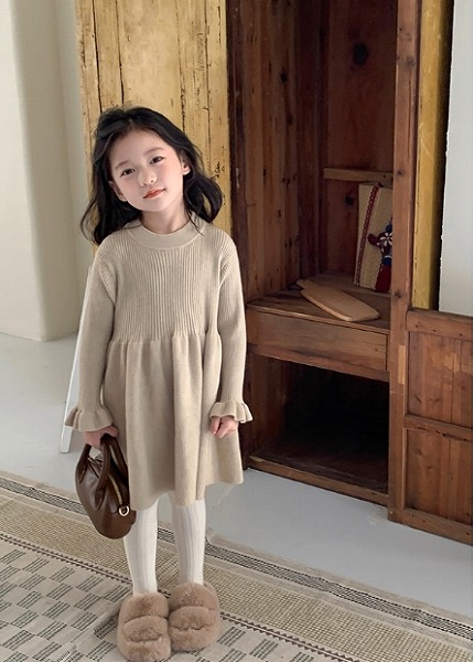 INS秋冬服 韓国風子供服 長袖 ニット ワンピース カジュアル　女の子 可愛い