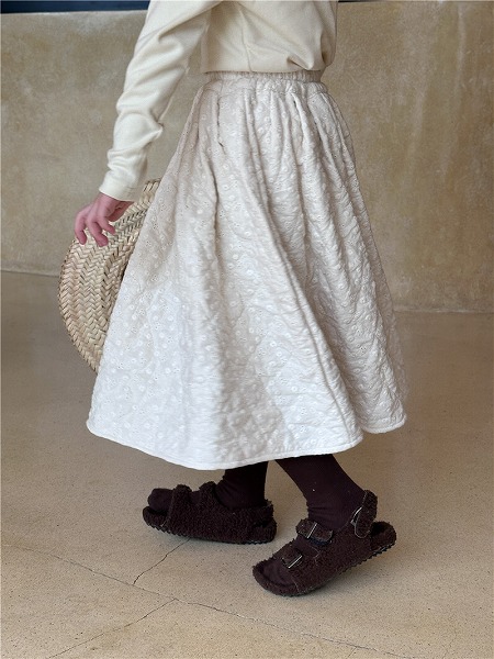 秋冬新品 韓国風赤ちゃん服 ベビー服 キッズ服 スコート 裹起毛 朦々たる お出かけ 好いたらしい