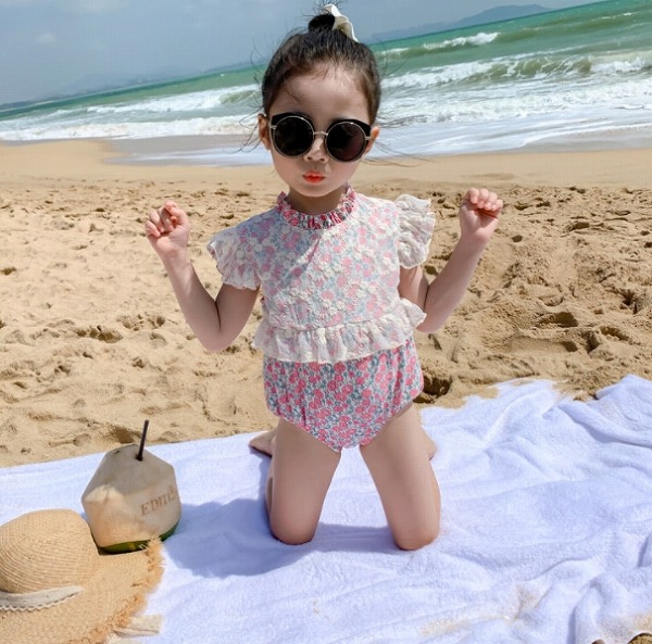 新作赤ちゃん 水泳着 花柄フラウンススピード競技付き添い人 衣装水泳着 セパレート うしろ帯 花柄