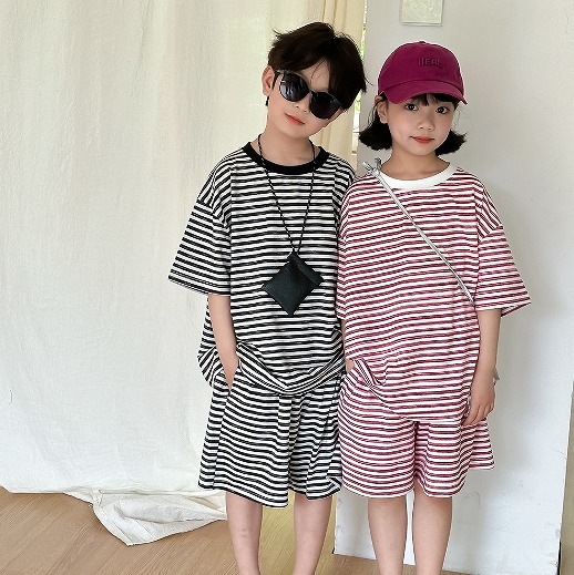 夏新作 キッズ服 ベビー服 半袖 Tシャツ ショートパンツ セットアップ 兄妹服 姉弟服