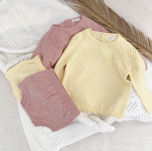 22秋冬新作 乳飲み子 ベビー服 編み物 セットアップ 綿織物 綿 火器 ブルーマース ズボン下 カーディ 2色