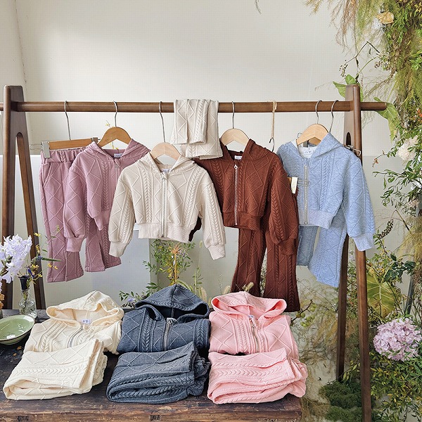 新品★子供服　セットアップ★90cm～150cm 7色