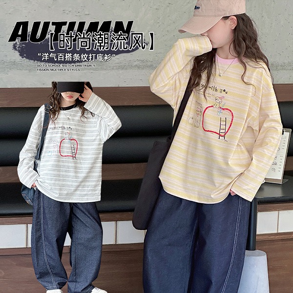 新作★子供服　トップス★120cm～170cm 2色
