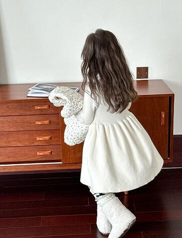 子供服　キッズ ワンピース　2色　　90-150
