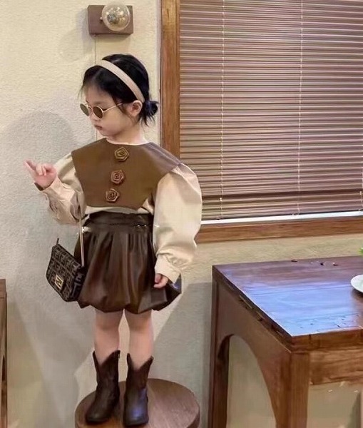 新品　子供服 トップス＋ベスト+ショートパンツ　3点セット　80-140CM