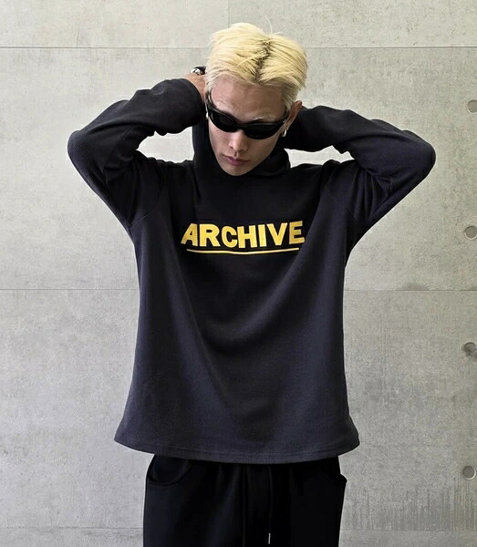 ARCHIVEワーヘル地ボンネットティーシャツ Tシャツ・カットソー-メンズファッション