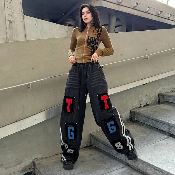 レディース ボトムス ワイドパンツ デニム ジーンズ 字母柄 韓国風 ファッション 春新作 韓国ファッション ゆったり エレガント 着回し 通勤 お出かけ クロ コットン ポリエステル Fサイズ 168cm 46kg｜ドレミファソラ・ねこ