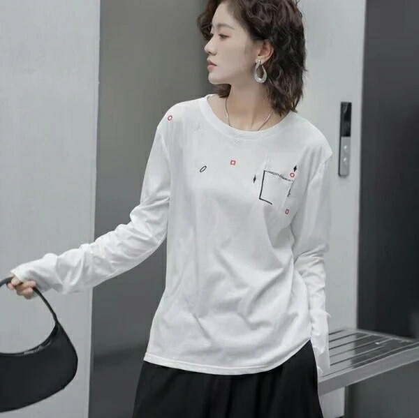 トップス レディース Tシャツ プルオーバー インナー カジュアル 2色 長袖 韓国風 秋新作
