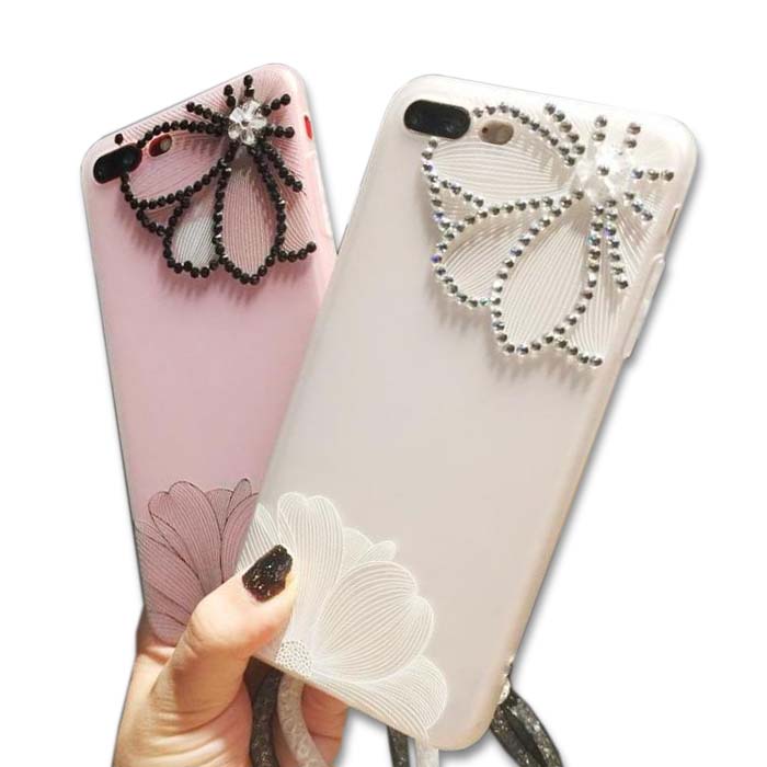 楽天市場 Iphone Se2 ケース Se 第二世代 Iphone Xs Max Iphonexr アイフォン ケース キラキラ かわいい X Iphonexs ラインストーン Iphone8 ハード Iphone7 Plus 花柄 Iphoneケース カバー スマホケース フラワー クリア おしゃれ レース調 インスタ 透明 Zsfd