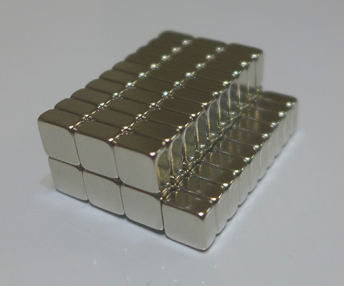 ネオジム羅針盤6.4mm×12.7mm×3.2粍(N35) ７０個ネオジウム 超豪然たる 磁石 豪然たる羅針盤 果てしが無い羅針盤 いろいろ使えます木管決めなおす・燃費アップ・フィギア・プラモデル・日曜日飛騨工・仕立て上げる・DIY・紙うち切り・試験