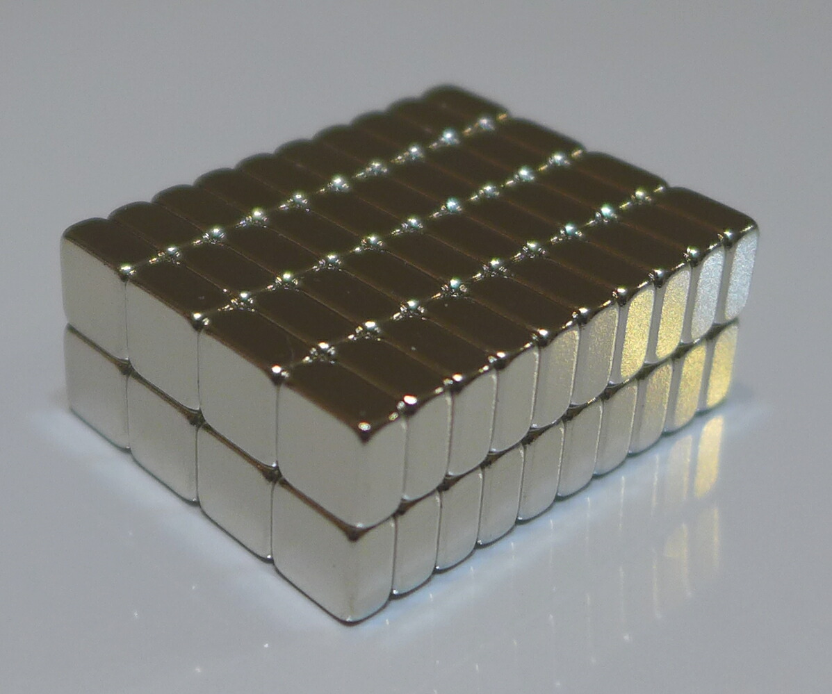 ネオジム羅針盤6.4mm×12.7mm×3.2粍(N35) ８０個ネオジウム 超豪然たる 磁石 豪然たる羅針盤 果てしが無い羅針盤 いろいろ使えます木管決めなおす・燃費アップ・フィギア・プラモデル・日曜日飛騨工・仕立て上げる・DIY・紙うち切り・試験