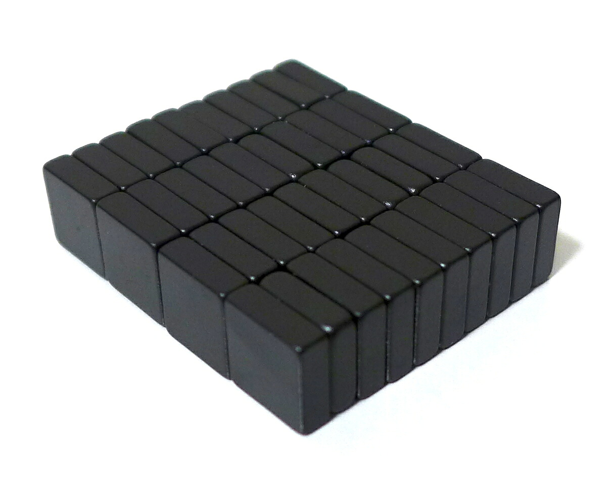 ネオジム磁石（樹脂塗装）6.4mm×6.4mm×25.4mm(N35) ４０個 ネオジウム 超強力 マグネット　強力磁石　永久磁石　いろいろ使えます リール改造・燃費アップ・フィギア・プラモデル・日曜大工・工作・DIY・紙留め・実験