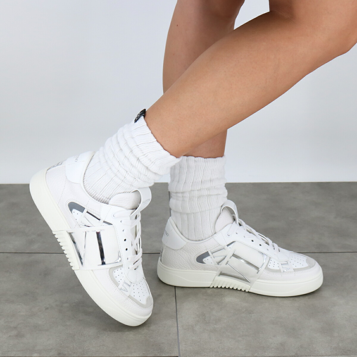 本日スーパーお値下げVALENTINO ホワイト サイズ40 14万程 Valentino Bounce Sneakers - Walmart.com