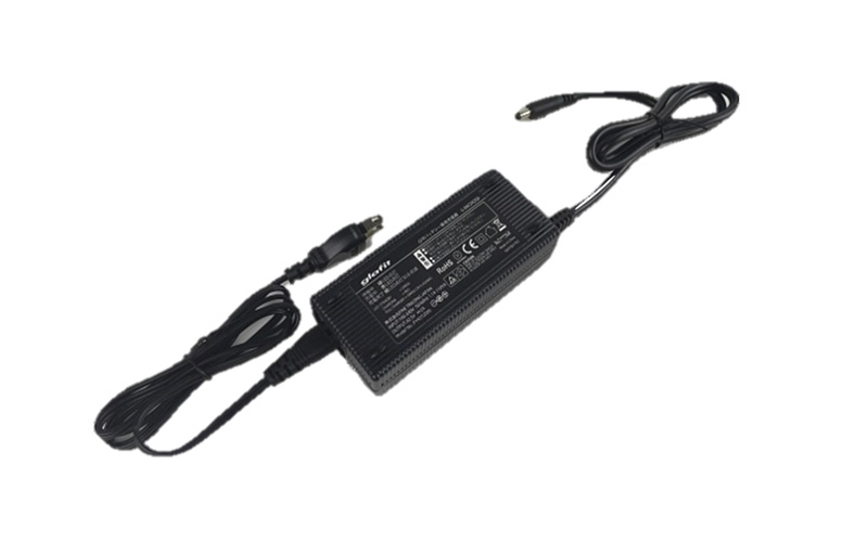 【基本送料無料】GRAFIT(グラフィット)/BBC04250/バッテリー充電器 (HYBRYD BIKE GFR-01/02用)