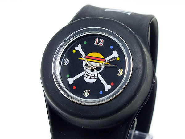 楽天市場 ワンピース One Piece 海賊旗 パッチンベルト ウォッチ 腕時計 時計 Op005l Bl リコメン堂