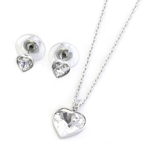 Swarovski Agree Heart Motif Crystal パヴェネックレス Pierced Earrings Set 5032996 Swarovski Agree Heart Motif Crystal パヴェネックレス Pierced Earrings Set 5032996
