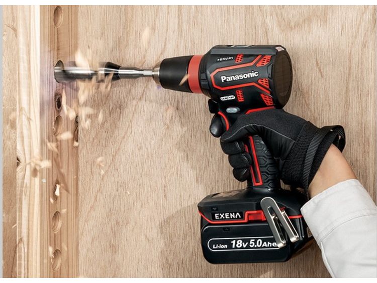 新しい BROWNショップ  店パナソニック EXENA エグゼナ Pシリーズ 14.4V 充電ドリルドライバー 赤 〔5.0Ah電池2個付〕  EZ1DD1J14D-R