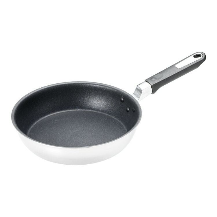 クワトロ+(プラス)IH フライパン22cmウルシヤマ金属工業4971142106935(代引不可)【送料無料】