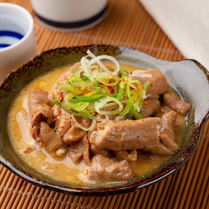 秋田県産豚 やわらか味噌煮込みホルモン ギフト 産直 ご当地グルメ 熨斗 贈り物 新生活 お祝い お取り寄せ のし対応 (代引不可)【送料無料】