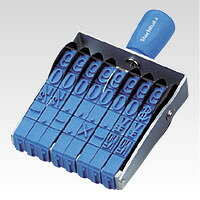 シヤチハタ 回転ゴム印 欧文8連 特大号 明朝体 1 個 CF-8LM 文房具 オフィス 用品【送料無料】｜リコメン堂生活館