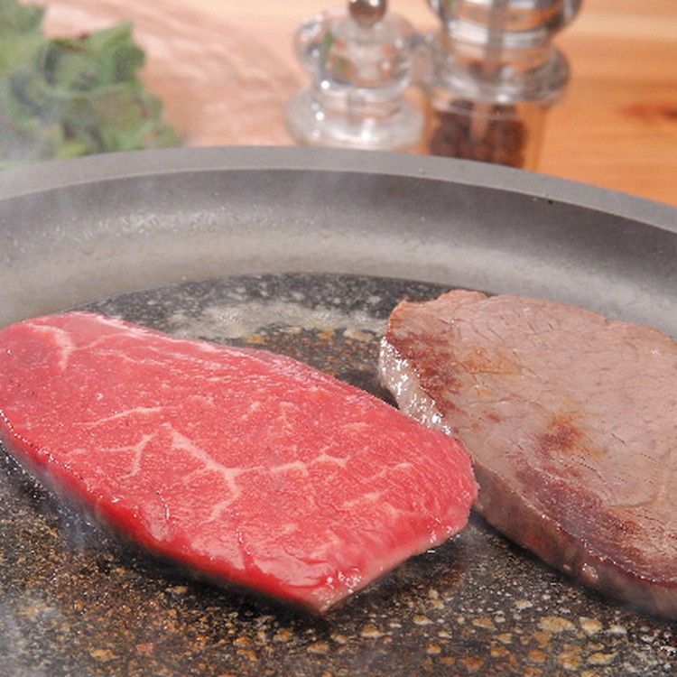 九州産 黒毛和牛ミニモモステーキ ギフト 産直 ご当地グルメ 熨斗 贈り物 新生活 お祝い お取り寄せ のし対応 プレゼント 誕生日 (代引不可)【送料無料】 8,688円