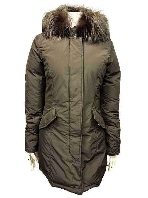 【中古】WOOLRICH ウールリッチ コート ダウン ブラウン Sサイズ ※少々難あり